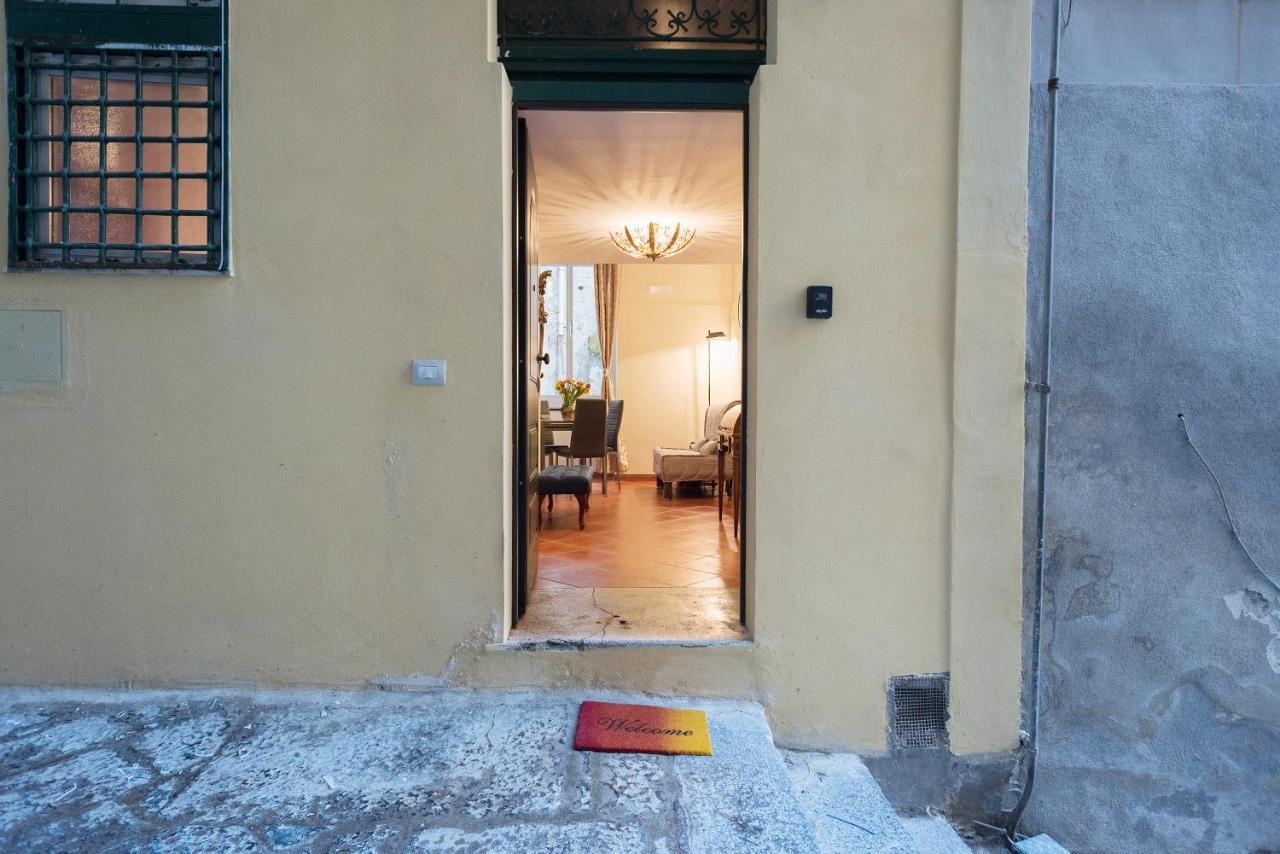 Napoli Centro, A Windows On The Monuments Apartman Kültér fotó